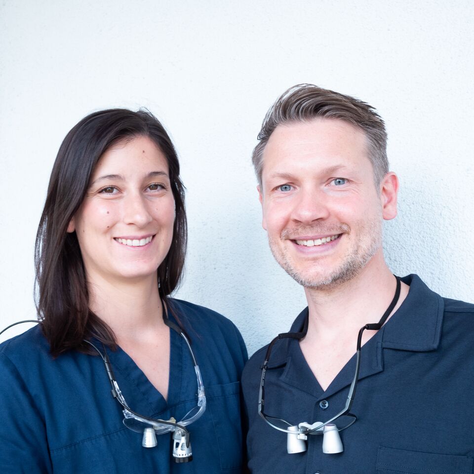 Dr. Élise Menzel & Dr. Dr. Christoph Menzel: Ihre Behandler im Zahnzentrum Friedlingen in Weil am Rhein